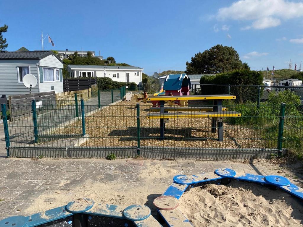 Luxe Chalet Op Camping Duindoorn, Ijmuiden Aan Zee, In De Buurt Van F1 Circuit Zandvoort En Bloemendaal Op Loopafstand Strand Eksteriør bilde