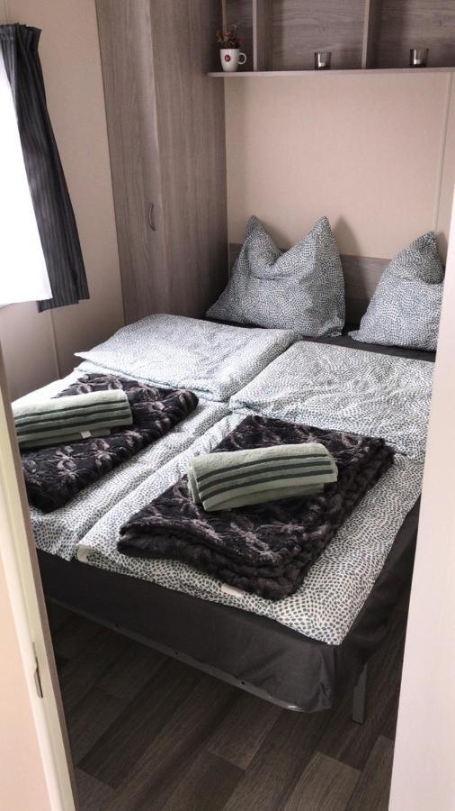 Luxe Chalet Op Camping Duindoorn, Ijmuiden Aan Zee, In De Buurt Van F1 Circuit Zandvoort En Bloemendaal Op Loopafstand Strand Eksteriør bilde